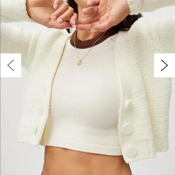 NWT Urban Outfitters Dina Crop Cardigan Ivory Chenille Size Medium H14089 - Picture 6 of 16
